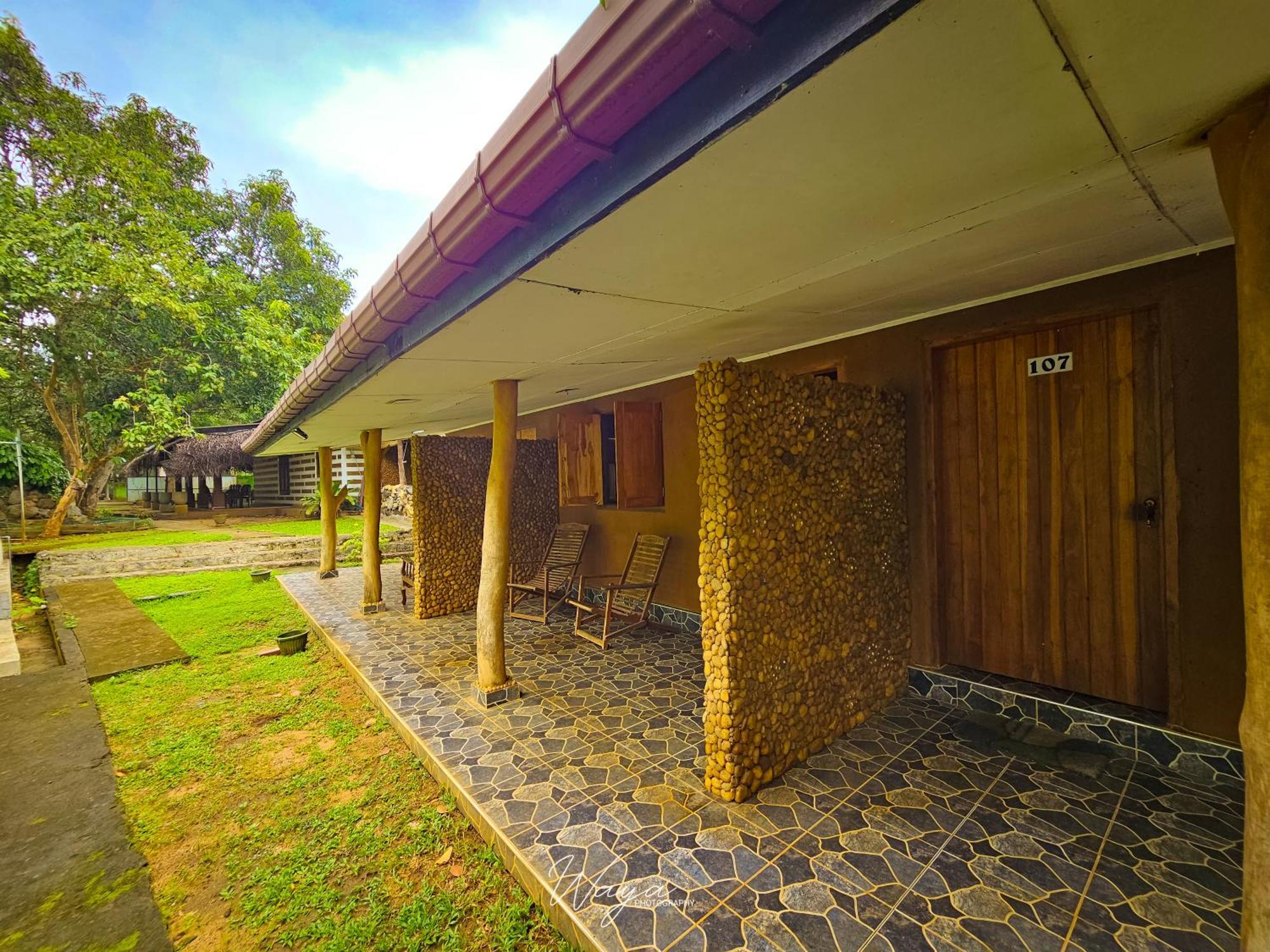 Elephant Paradise Safari Bungalow Udawalawe Kültér fotó