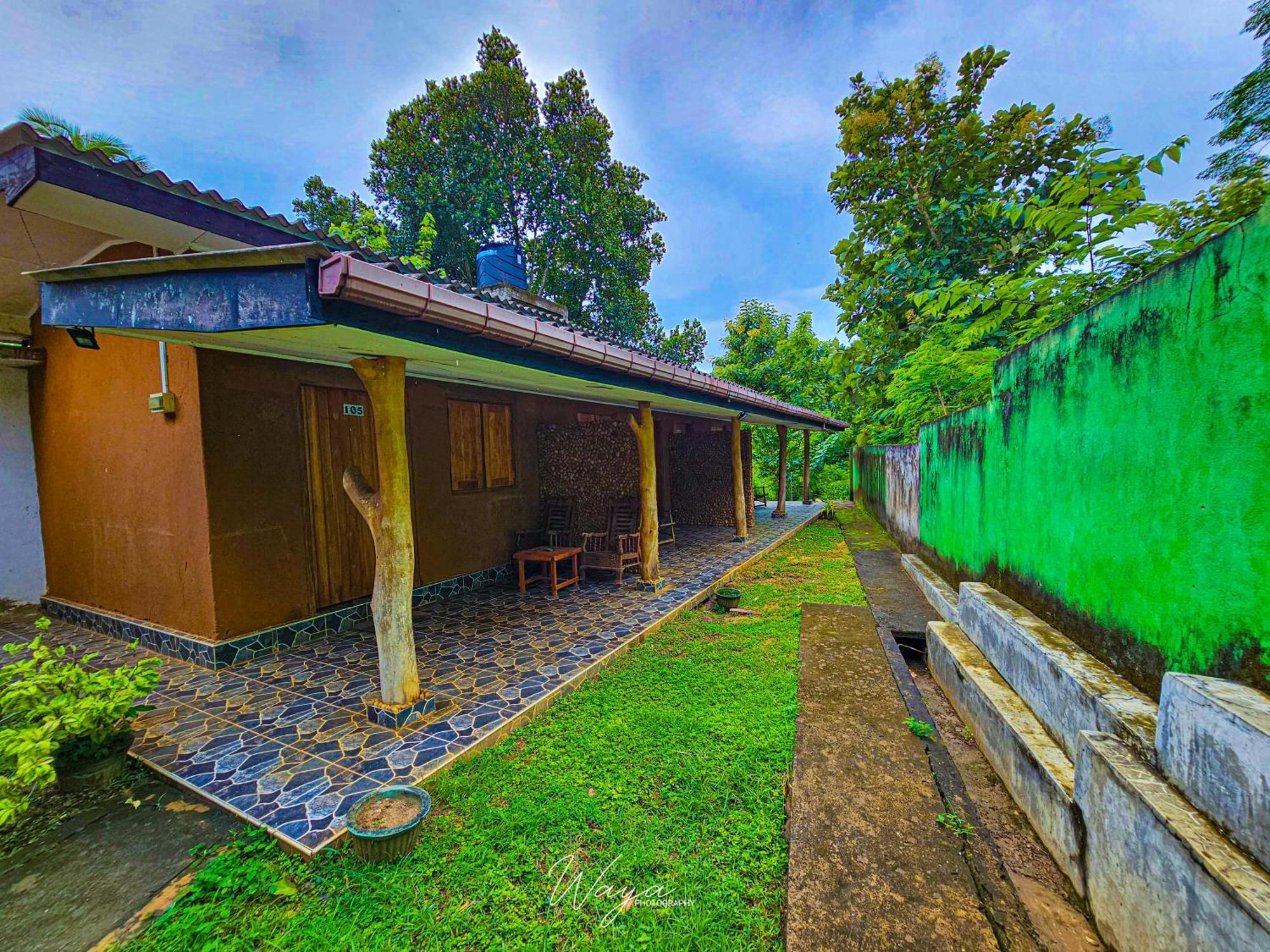 Elephant Paradise Safari Bungalow Udawalawe Kültér fotó